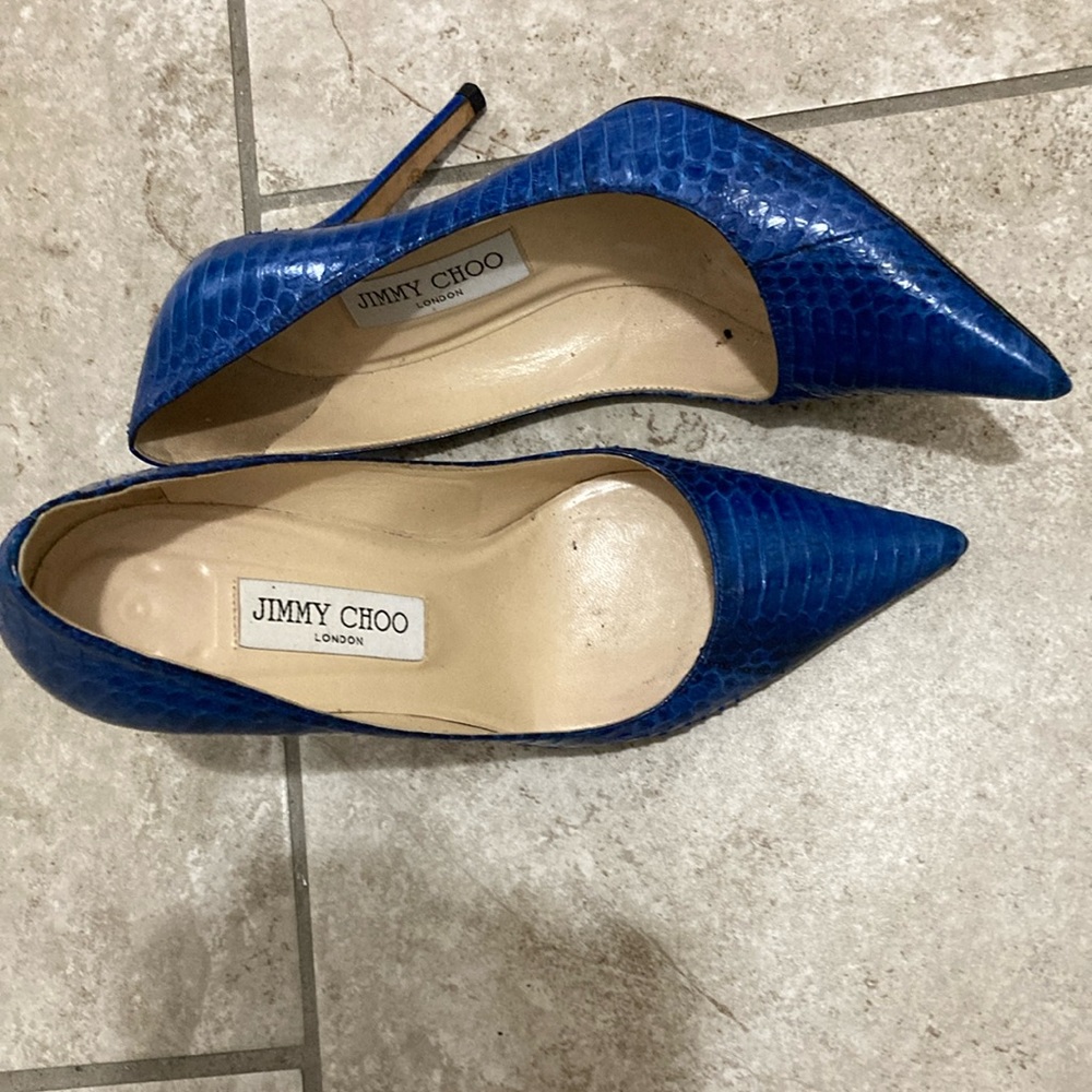 Gorgeous blue/turquoise pressed alligator leather high heel from Jimmy Choo